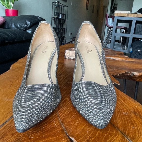 Micheal Kors glittering heels - Picture 2 of 4